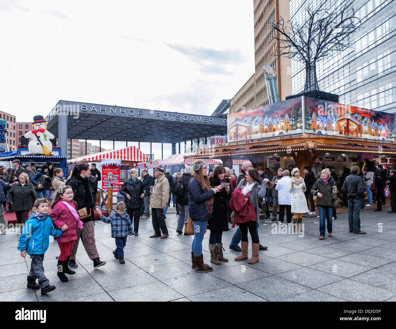 Potsdamer platz weihnachtsmarkt Fotos und Bildmaterial in hoher
