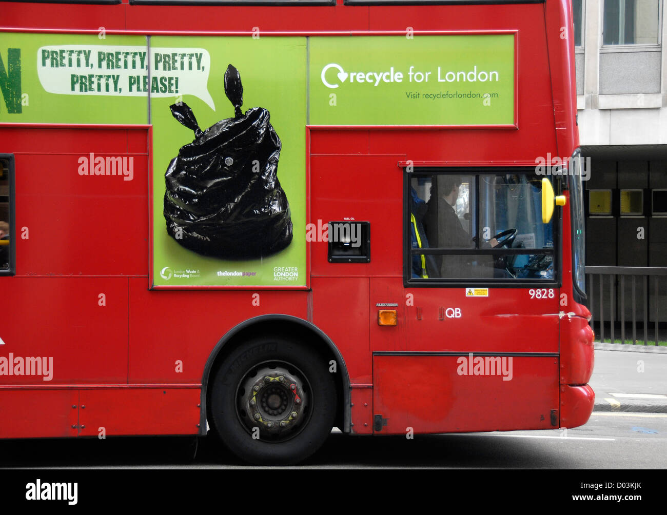 Ihr bin verhungern Kampagne, recyceln für London, Bus-Plakat, London, England, UK Stockfoto