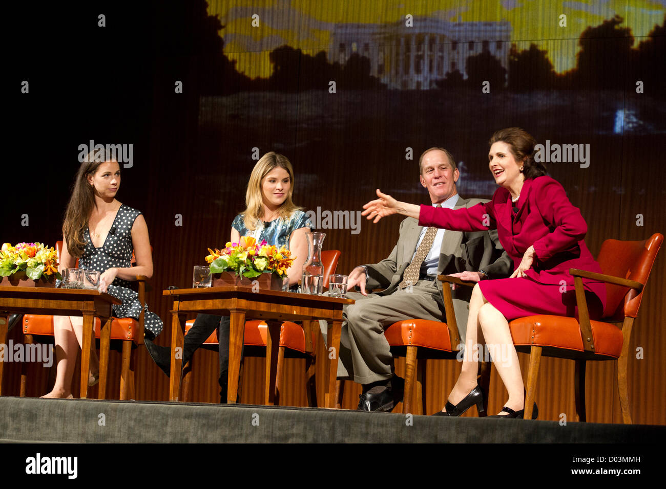 Kinder des ehemaligen US-Präsidenten Bush, Ford und Johnson sprechen über das Leben im Weißen Haus während einer Podiumsdiskussion in Austin Stockfoto