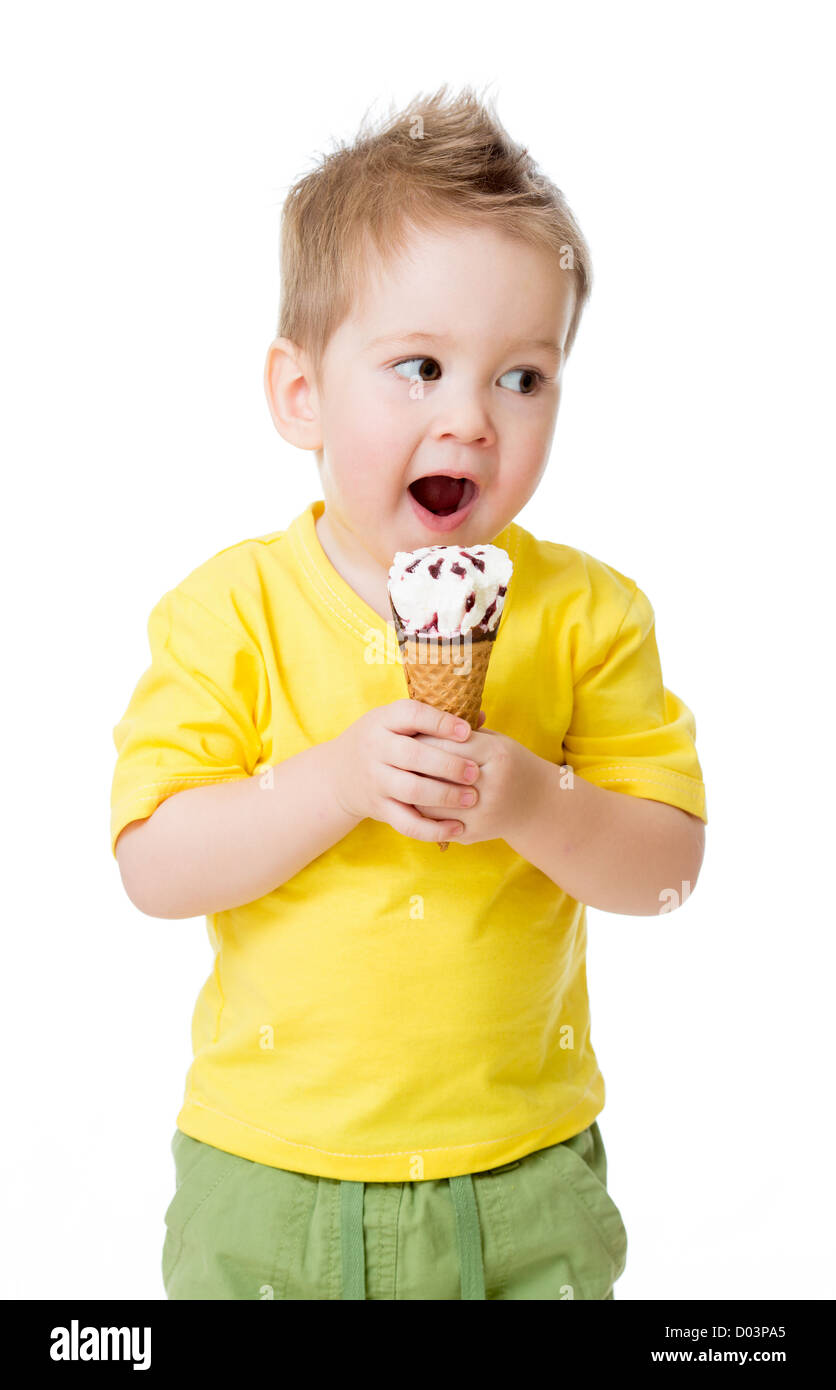 Kind oder Kind isoliert auf weißem Eis essen Stockfoto