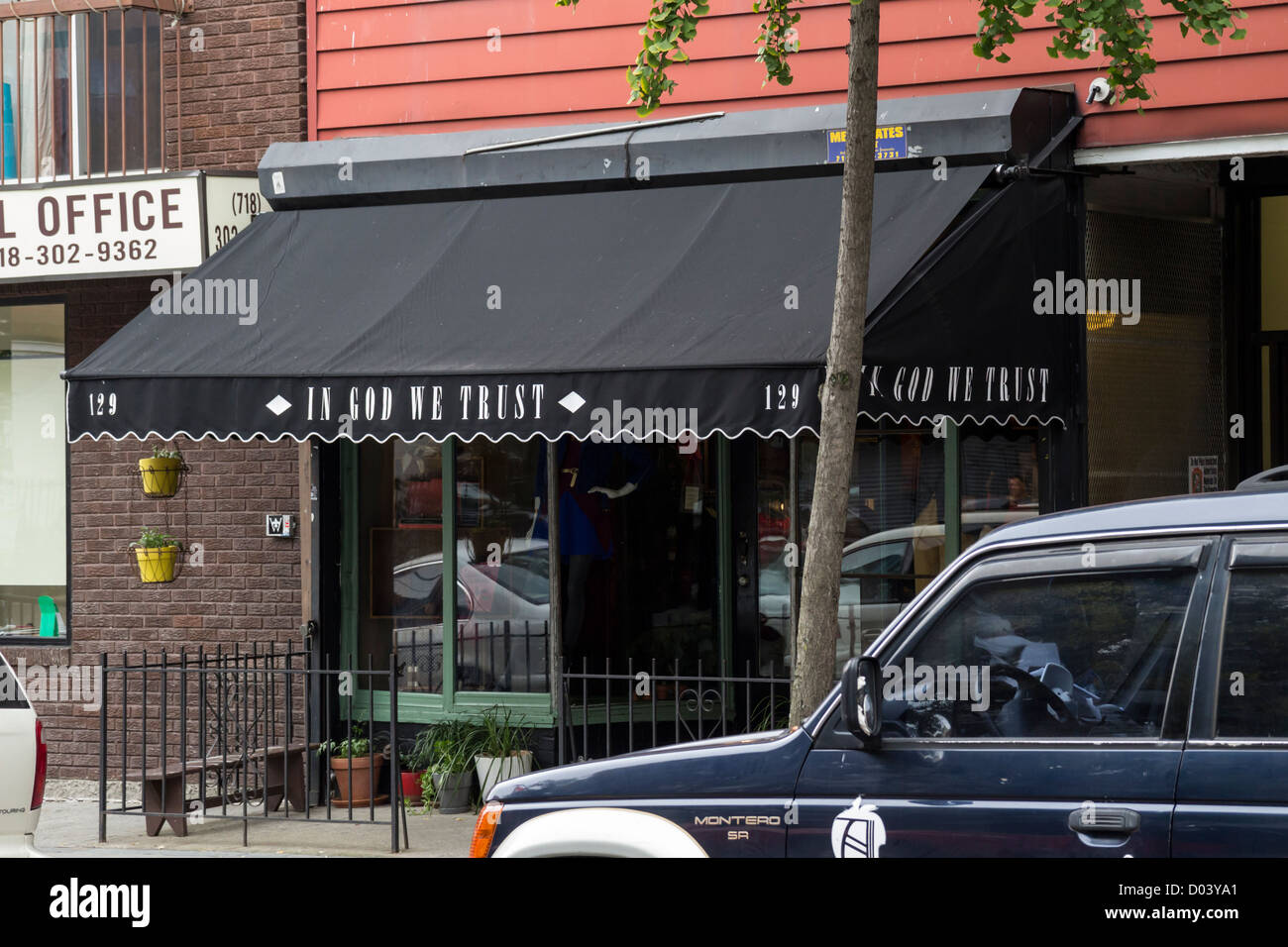 In God We Trust Modegeschäft in Bedford Avenue, Williamsburg, Brooklyn Stockfoto