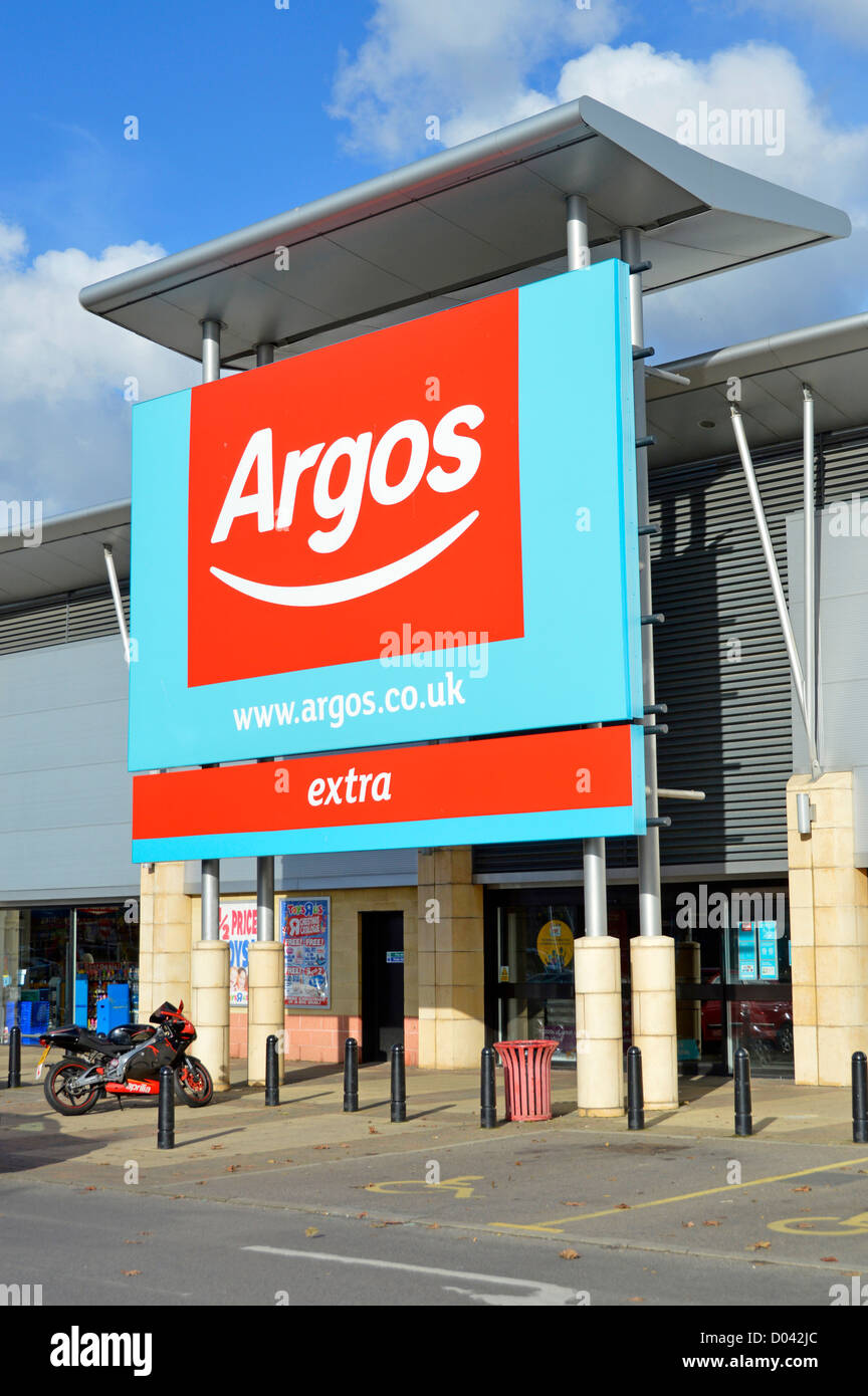 Argos Extra Katalog Shop Zeichen und Eingang Stockfoto