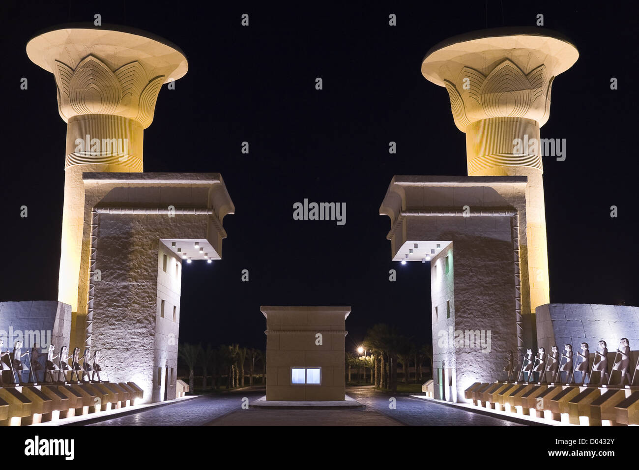 Tore in der Nähe der ägyptischen Hotels Stockfoto