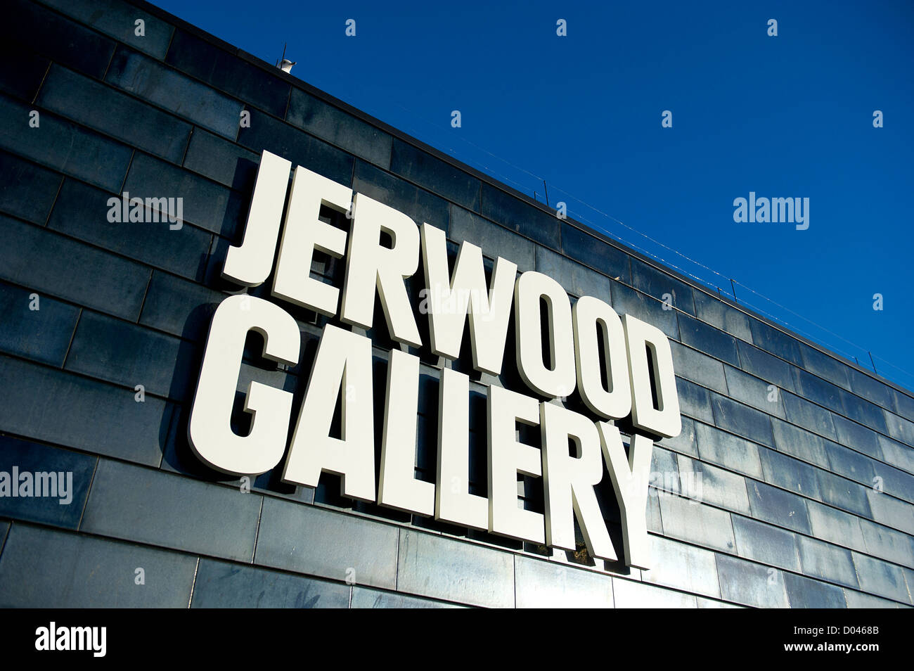 Ein Zeichen für die Jerwood Galerie im alten Hastings. Stockfoto