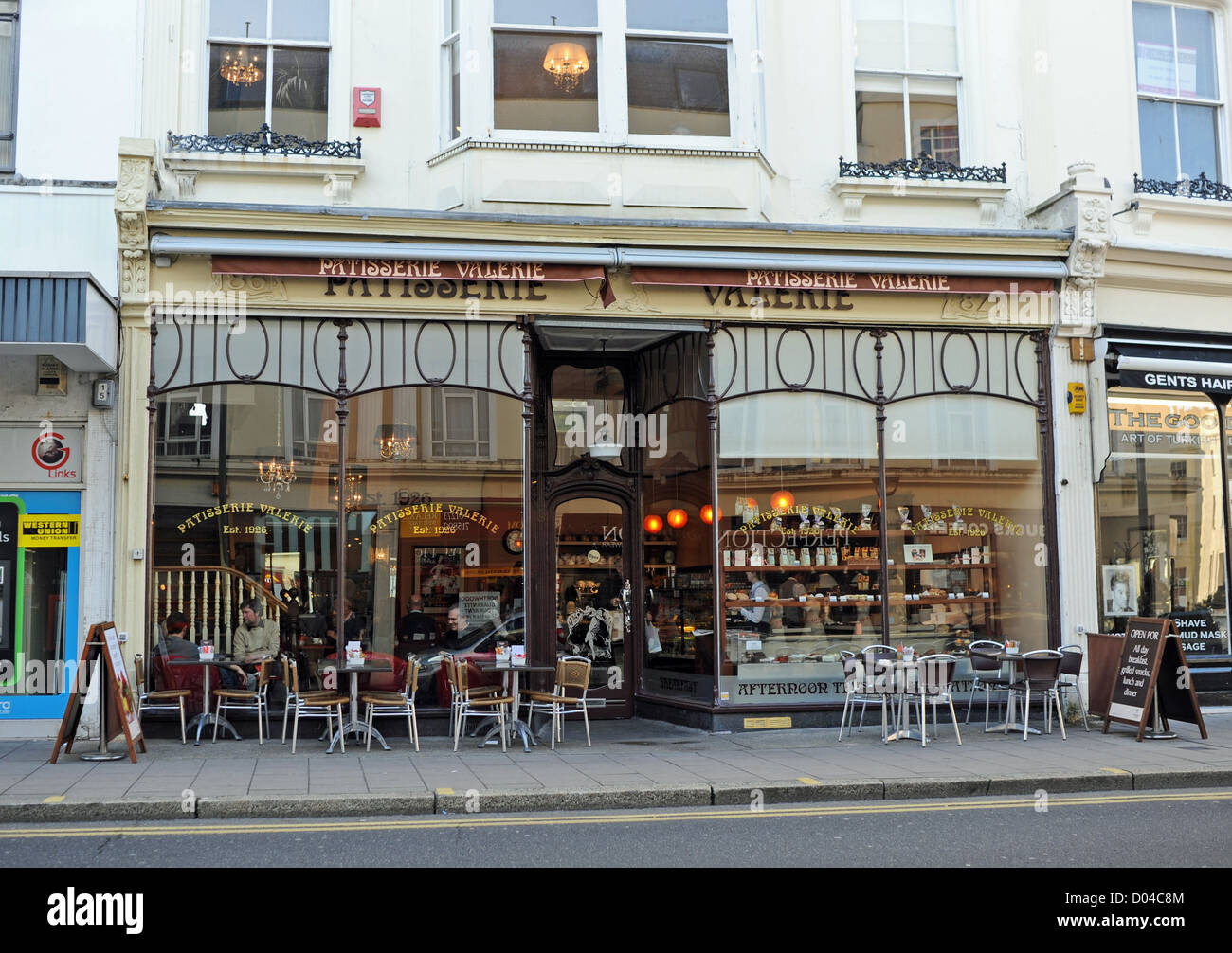 Konditorei-Valerie-Shop in Hove Brighton East Sussex UK Stockfoto