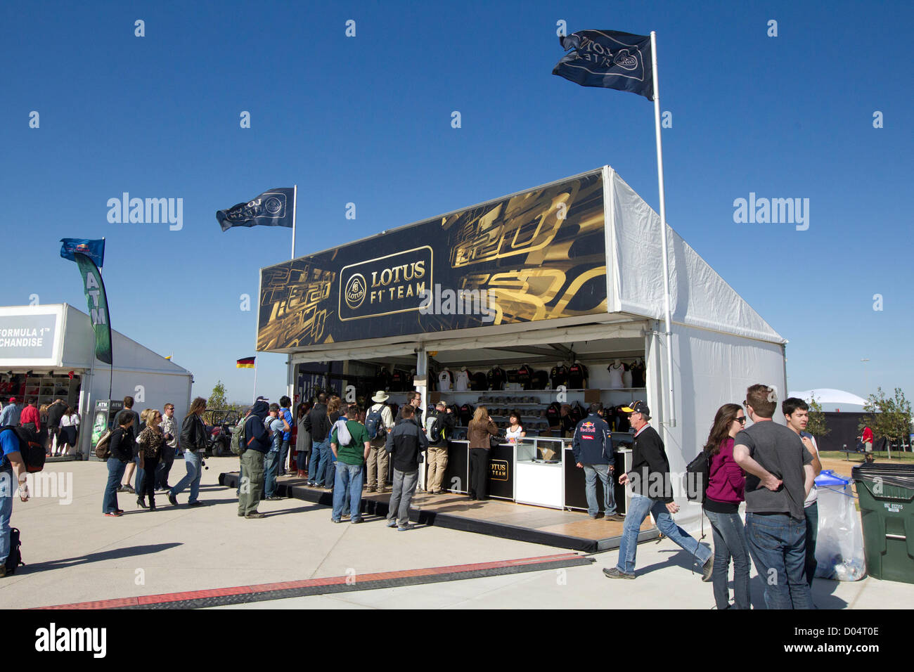 Der Lotus F1-Souvenir-Stand ist besetzt während des United States Grand Prix Circuit der Amerika-Strecke in Austin Texas Stockfoto