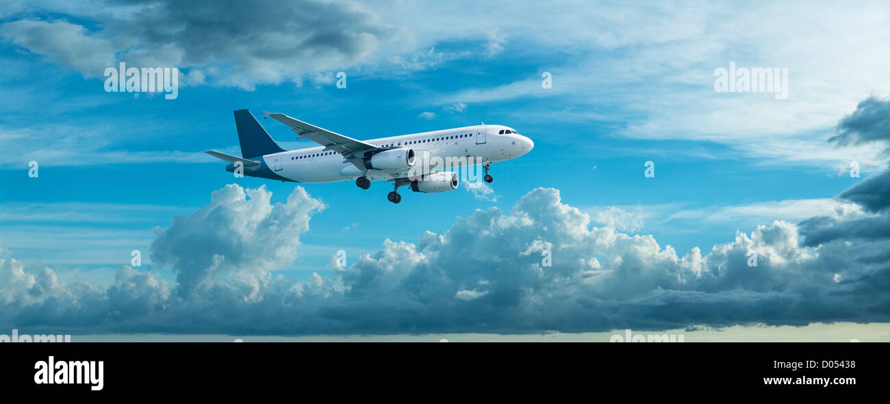 Landung-Jet. Panorama-Komposition in hoher Auflösung. Stockfoto