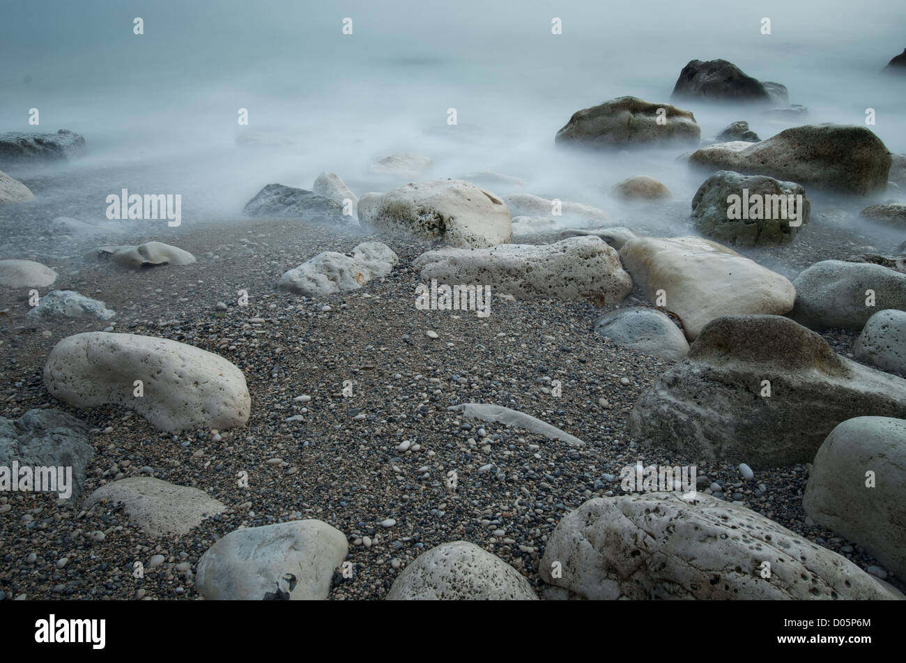 Steinkreis am Kirche Ope Cove, Isle of Portland, Dorset, England, Stockfoto