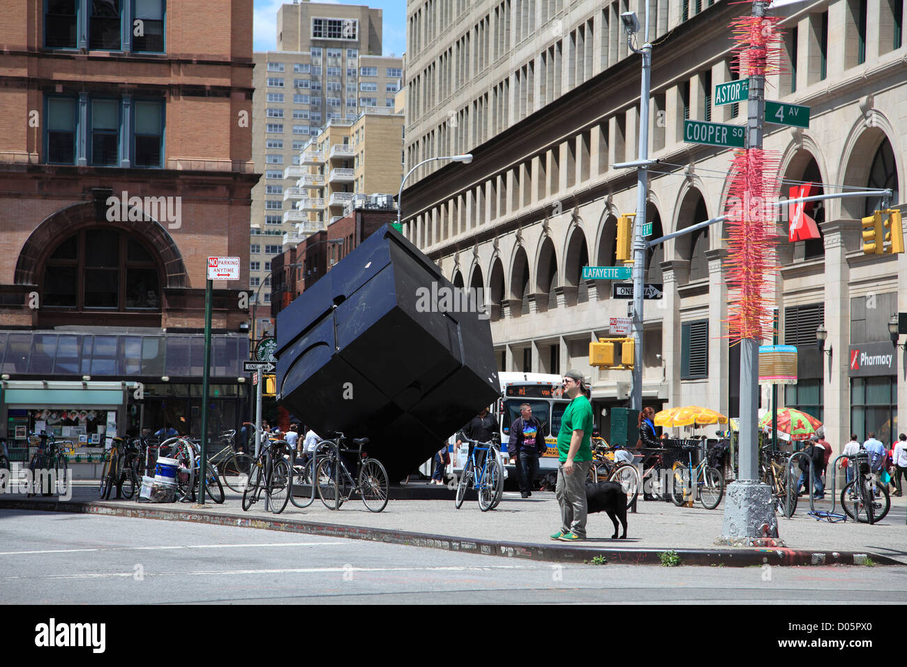 Astor Place Cube, Alamo, Astor Place, Greenwich Village, Manhattan, New York City, USA Stockfoto