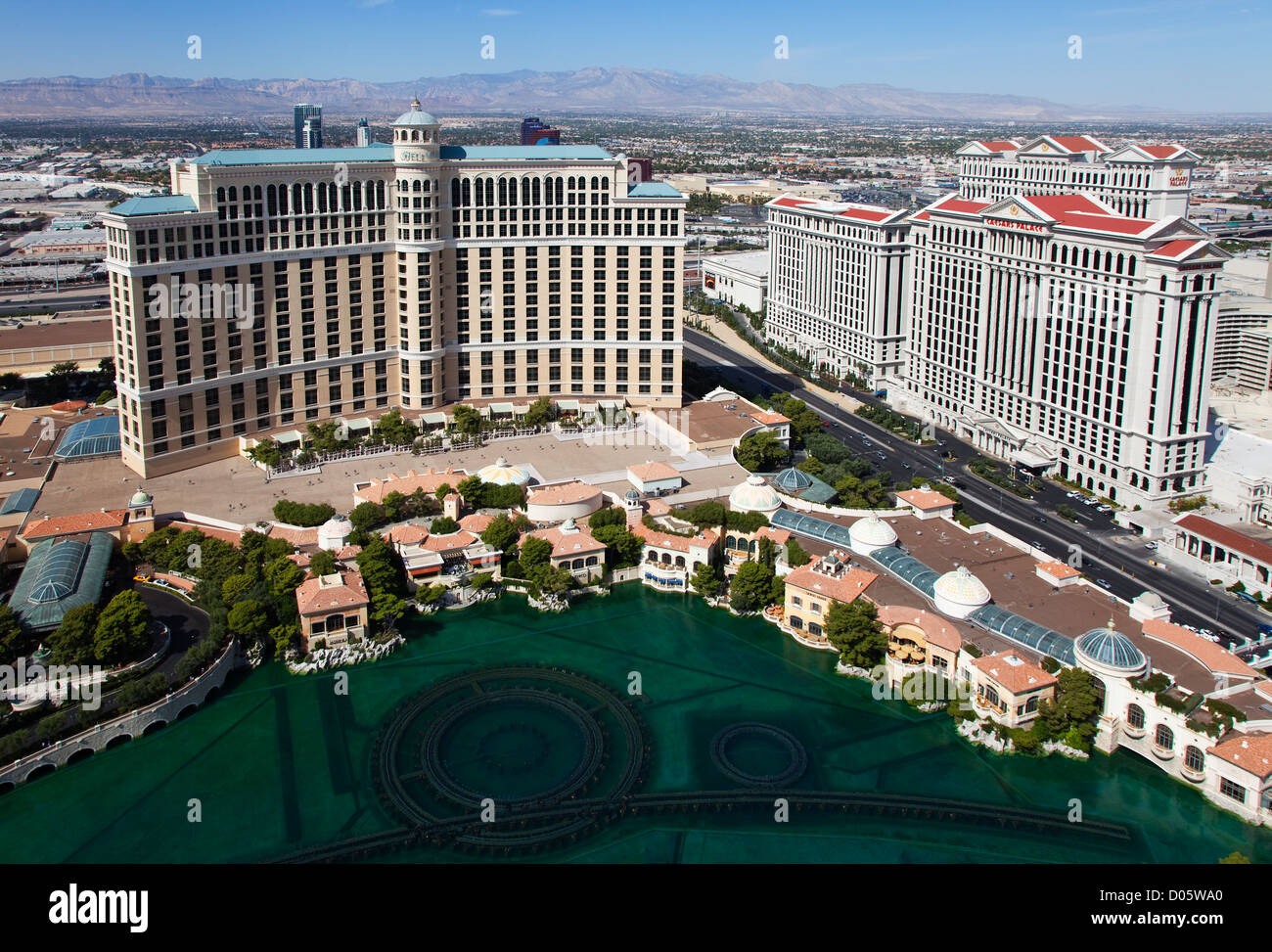 Das Bellagio Hotel und Hotel Caesars Palace, Las Vegas Stockfoto