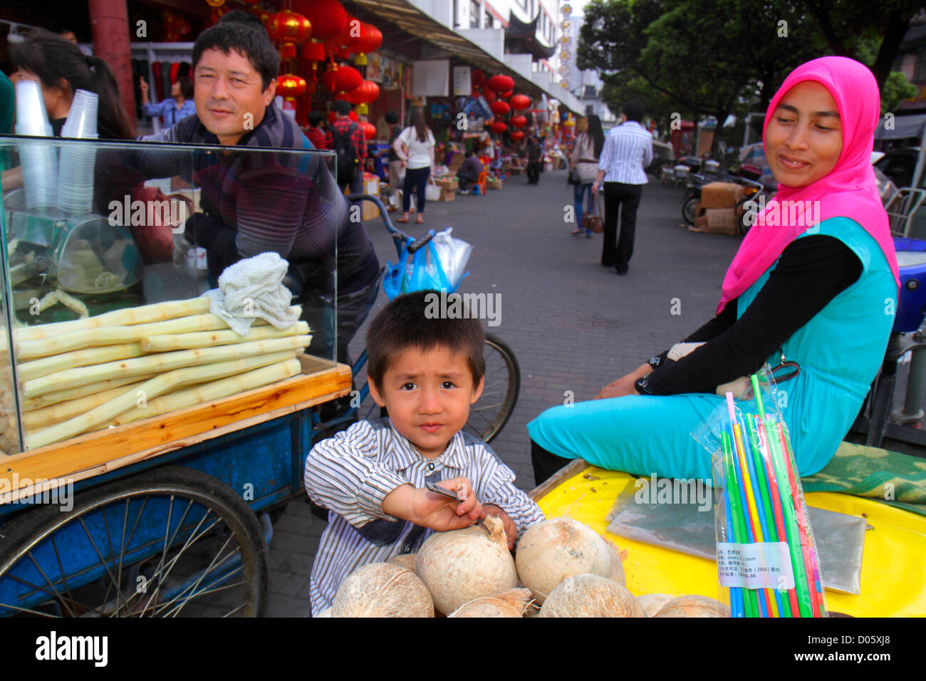 Shanghai China, Huangpu District, Yuyuan Garden, Fuyou Road, Shopping Shopper Shopper Shop Geschäfte Markt Kauf Verkauf, Geschäft Geschäfte Business-Unternehmen, Ein Stockfoto