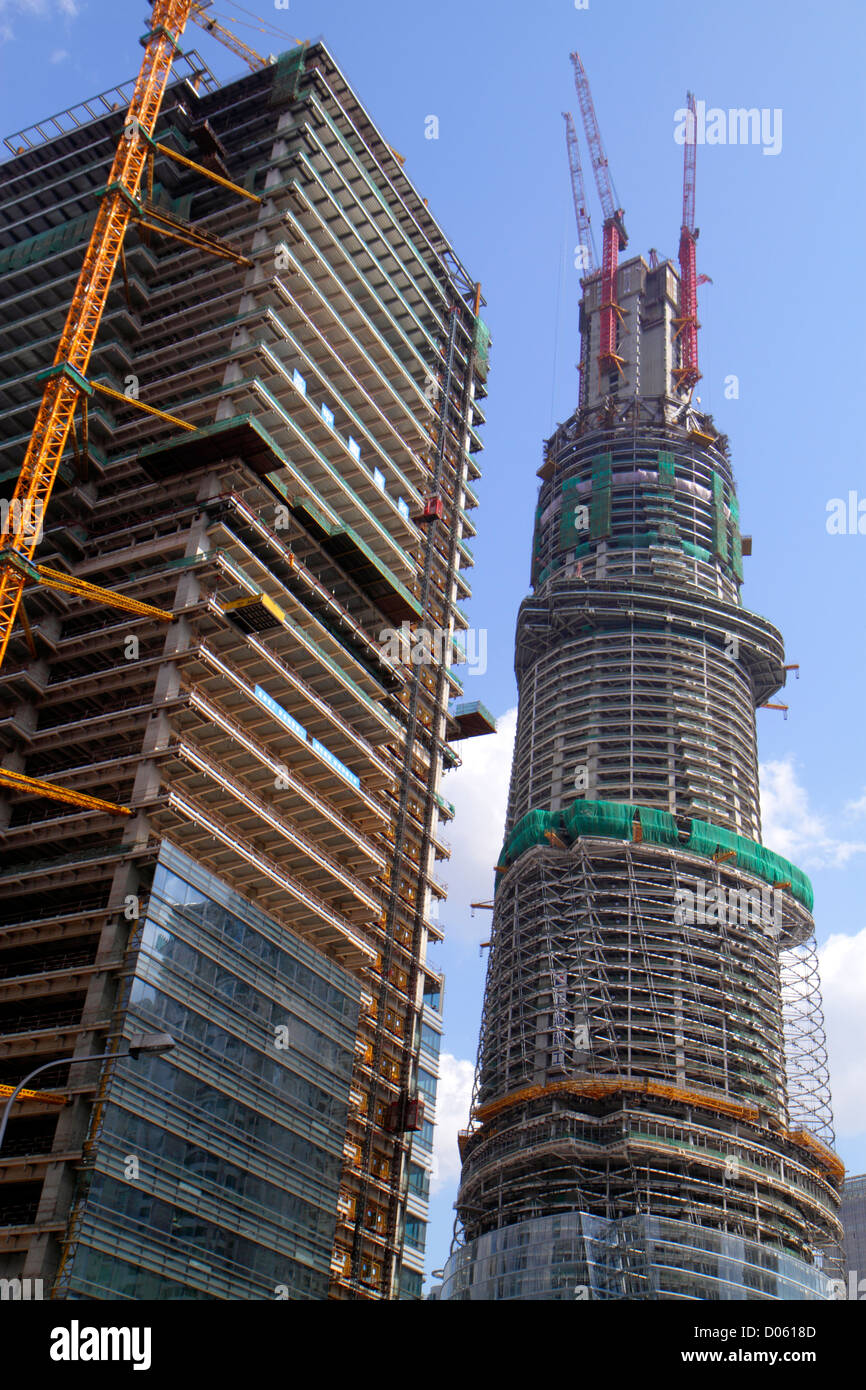 Shanghai China, chinesisches Pudong Xin Quinn Lujiazui Finanzviertel, Lujiazui Ring Road, orientalisches Finanzzentrum, Zentrum, Shanghai Tower, unter neuem Konst Stockfoto