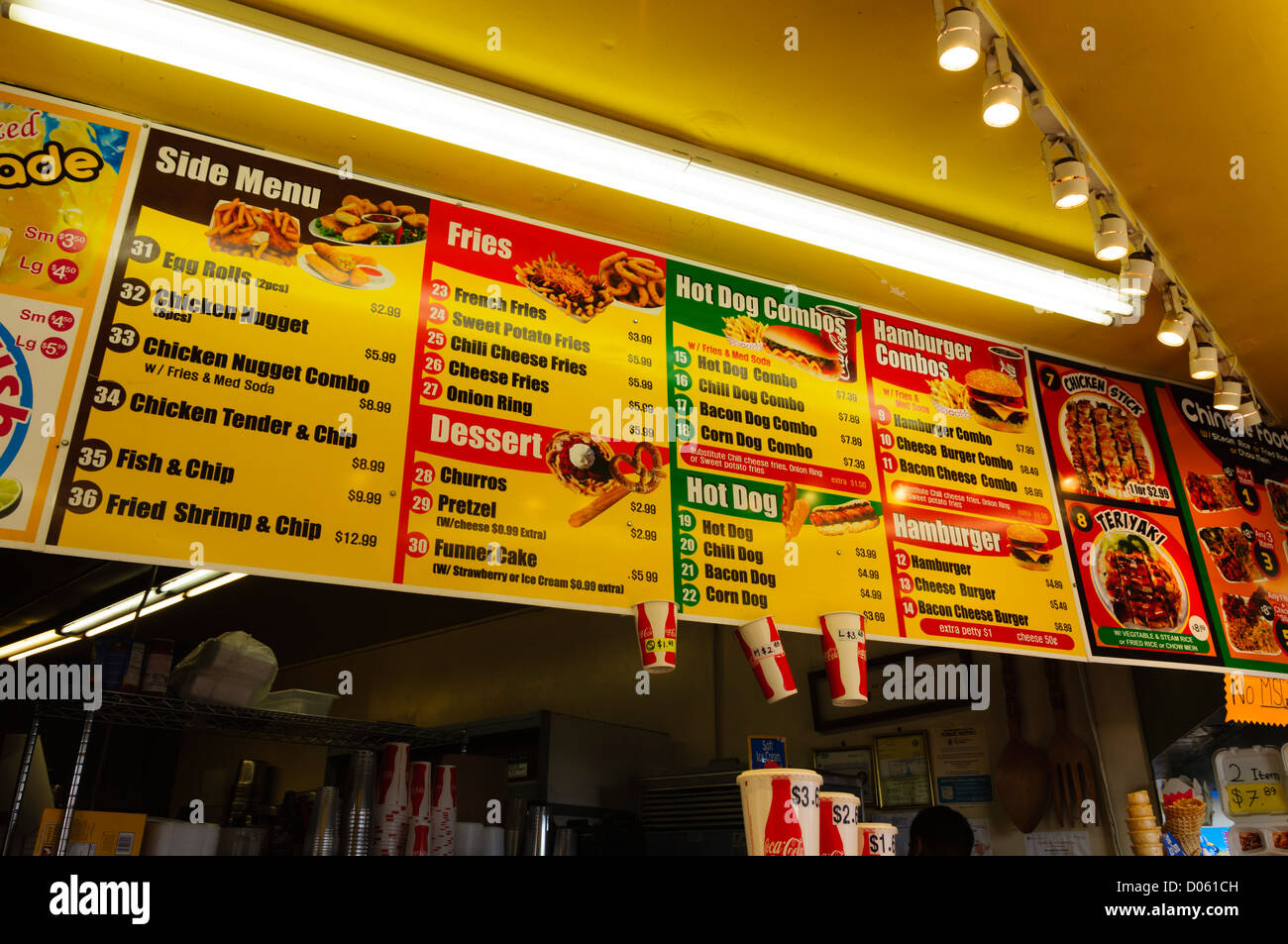Venice Beach, LA, Kalifornien Badeort - Fast-Food-Menü. Stockfoto