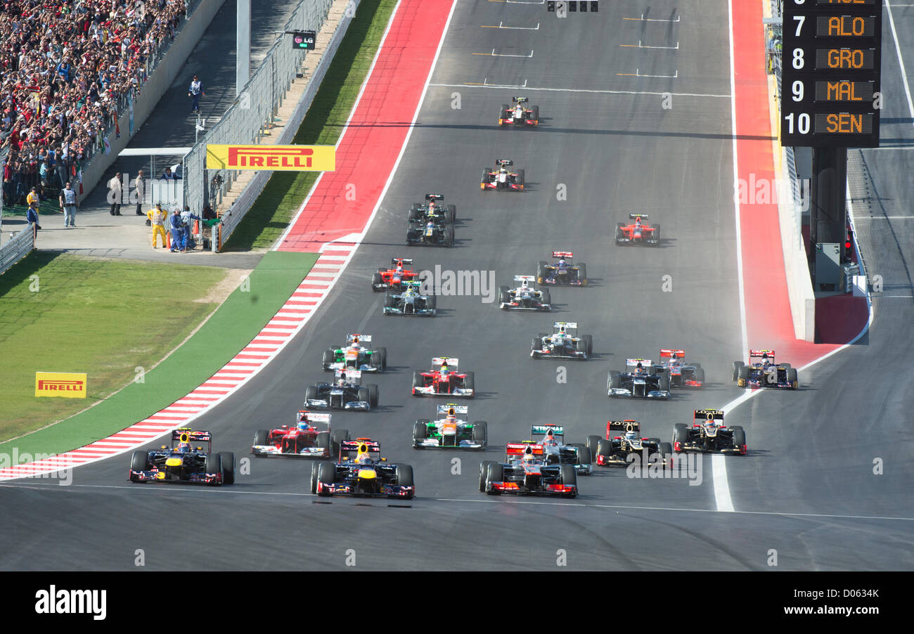Beginn der Formel 1 United States Grand Prix Auto Eröffnungsrennen auf der Rennstrecke von der Amerika-Strecke in Austin, Texas Stockfoto