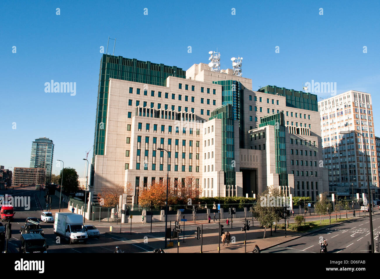 MI6 Gebäude oder SIS Gebäude von Vauxhall Cross, Vauxhall, London, UK Stockfoto