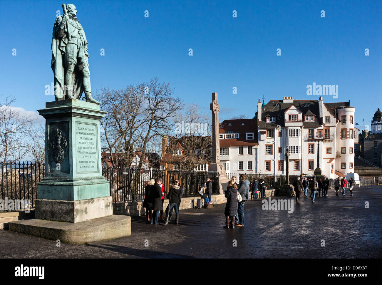 Statue von Feldmarschall seine königliche Hoheit Friedrich der Herzog von York und Albany K.G. befindet sich auf dem Edinburgh Castle Esplanade Stockfoto