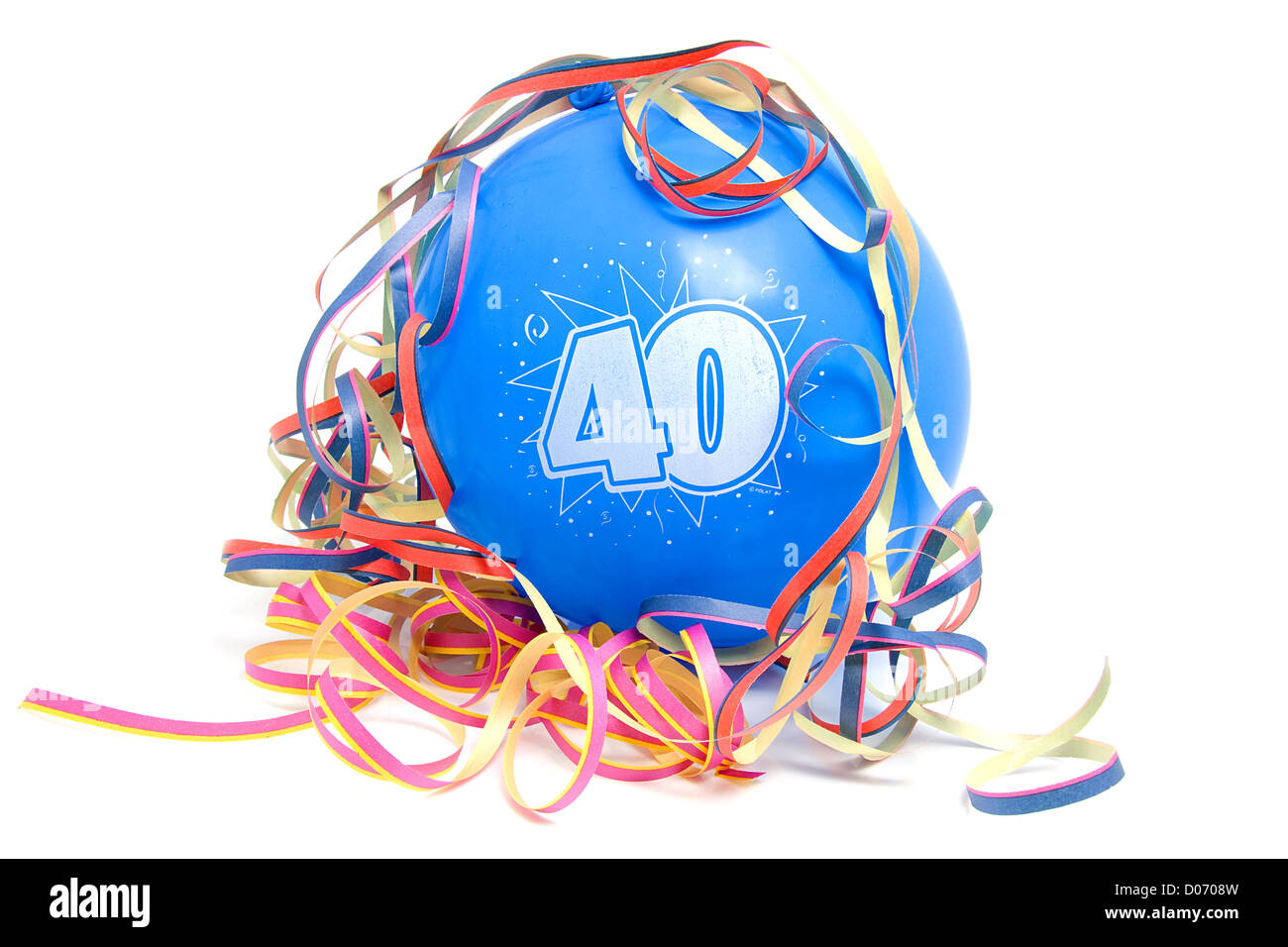 Ballon blau Geburtstag für jemand, der 40 Jahre alt mit Partystromer auf  weißem Hintergrund Stockfotografie - Alamy