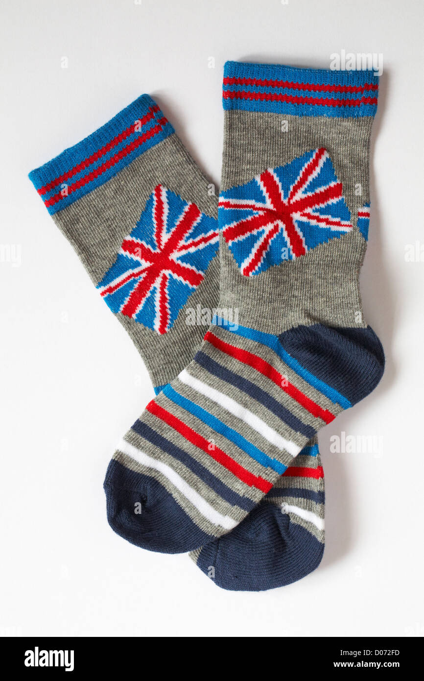 Neuheit-Paar Socken mit Union Jacks auf isoliert auf weißem Hintergrund Stockfoto