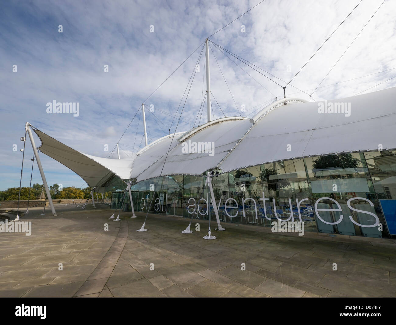 Die Besucherattraktion der "Our Dynamic Earth" in Edinburgh, Schottland. Das Zentrum verfügt über ein Display über Geologie und Erde Geschichte. Stockfoto