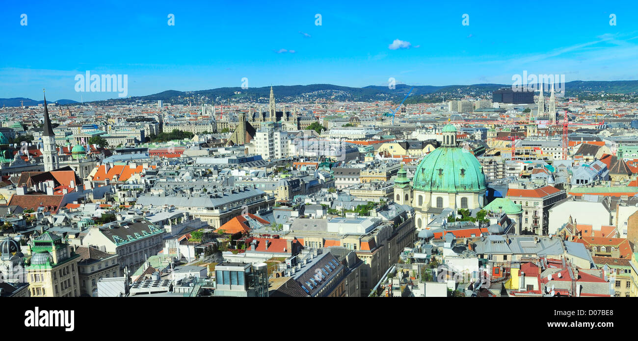 Panorama von Wien vom Stephansdom Stockfoto