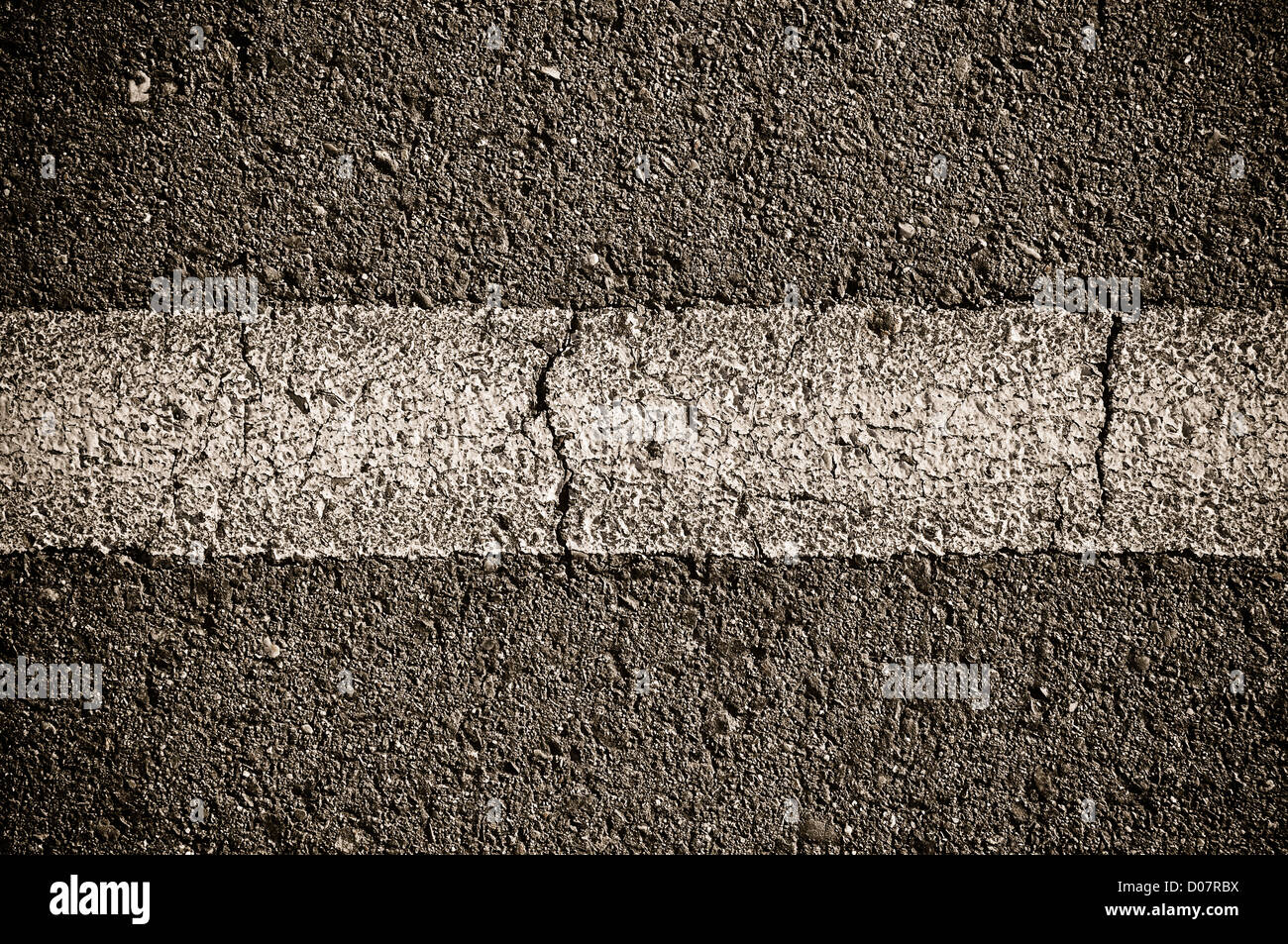 Asphalt-schwarz geteilt horizontale Linie Stockfoto