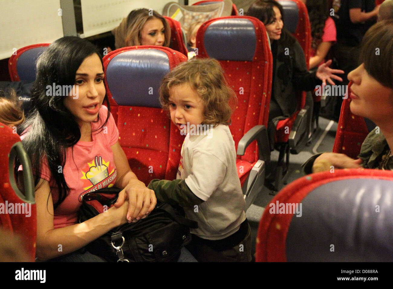 Amature mustat vaimot