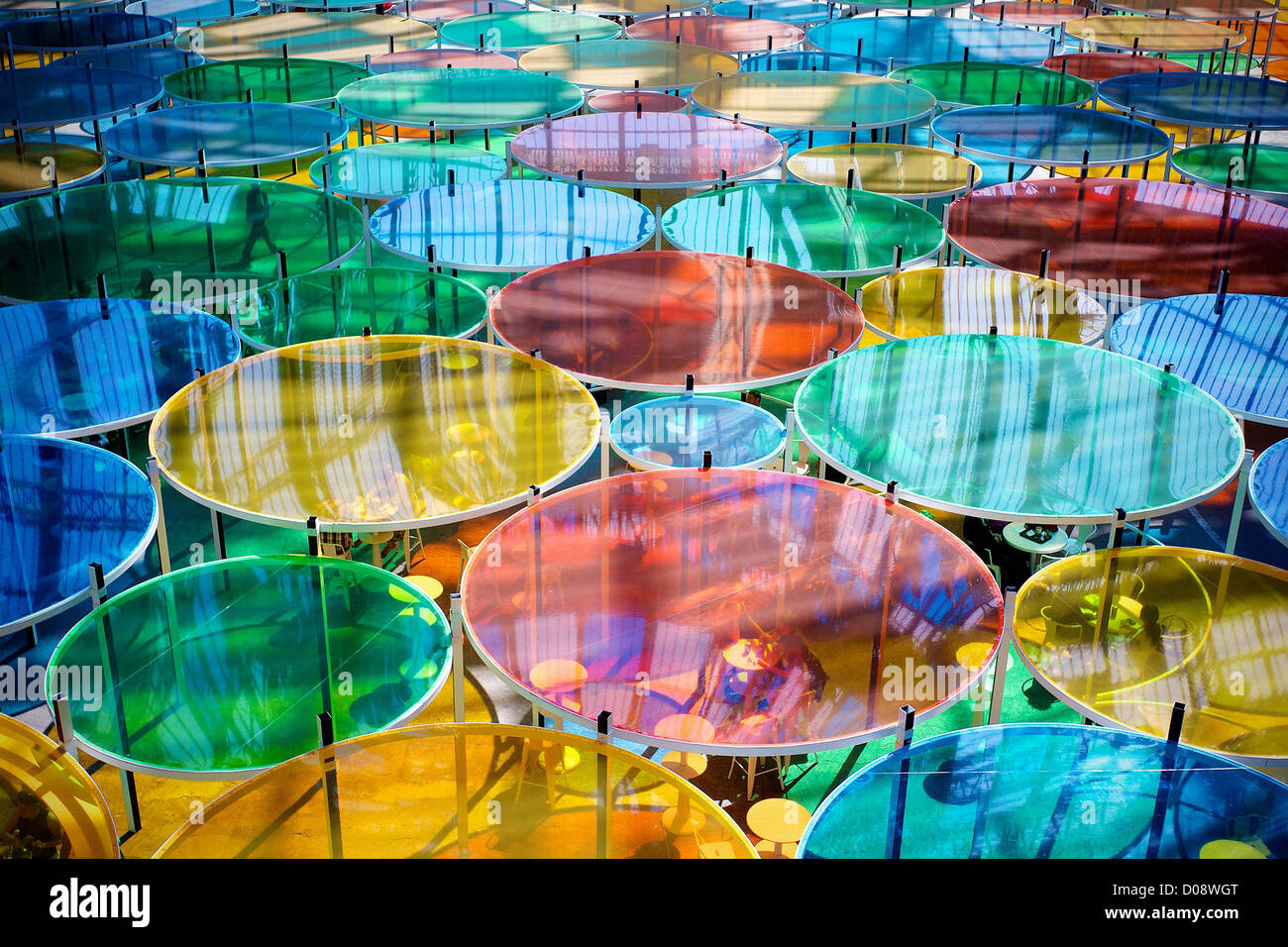 MONUMENTA AUSSTELLUNG VON DANIEL BUREN IM GRAND PALAIS PARIS FRANKREICH Stockfoto