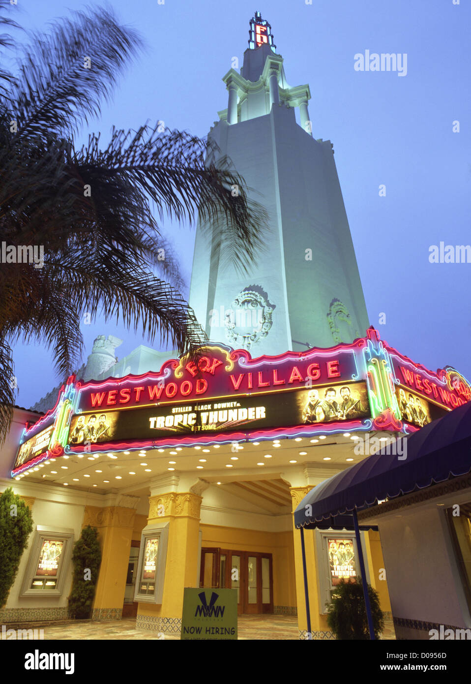 Der Fox Theatre, Westwood Village, Los Angeles, Californis, in der Dämmerung. Stockfoto