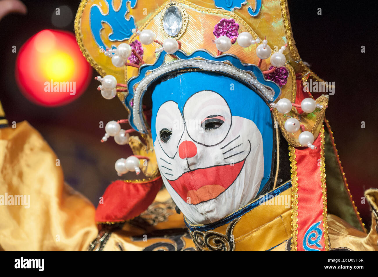 Verändert Schauspieler führt in Sichuan Oper am Shufenyayuan Teehaus, Chengdu, Provinz Sichuan, China Stockfoto