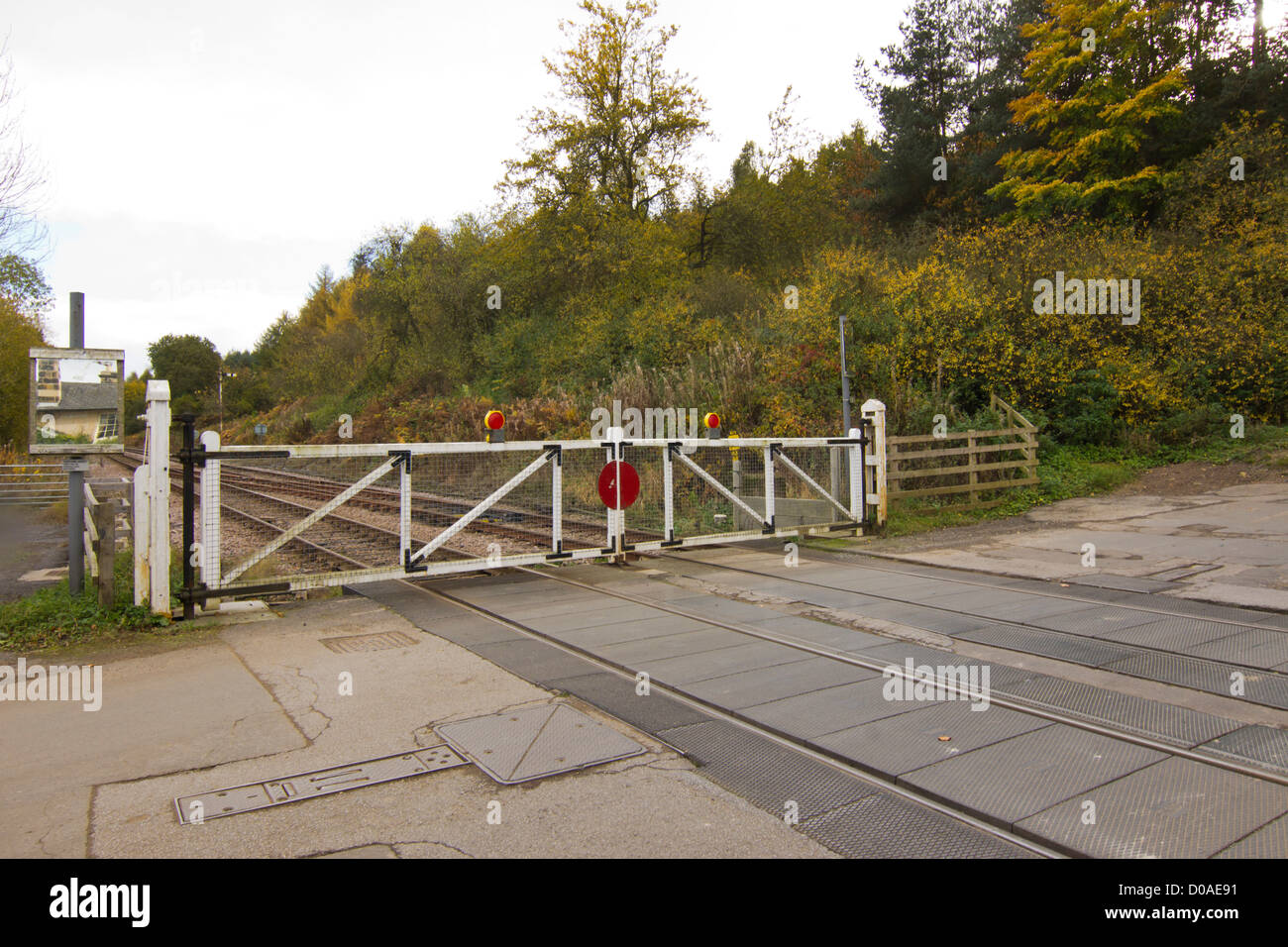 Bahnübergang in Kirkham Abbey, North Yorkshire Stockfoto