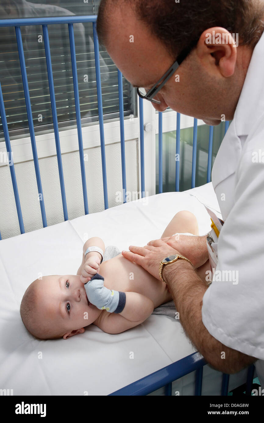 PÄDIATRISCHE ALLERGOLOGIE Stockfoto