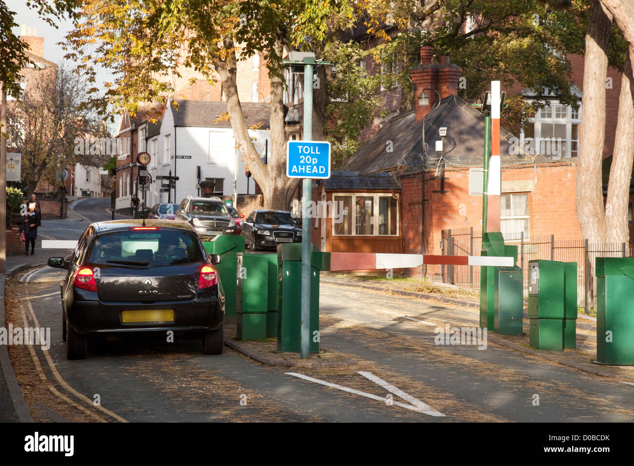 Gebührenpflichtige Straße mit dem Auto bezahlen, Shrewsbury Shropshire UK Stockfoto