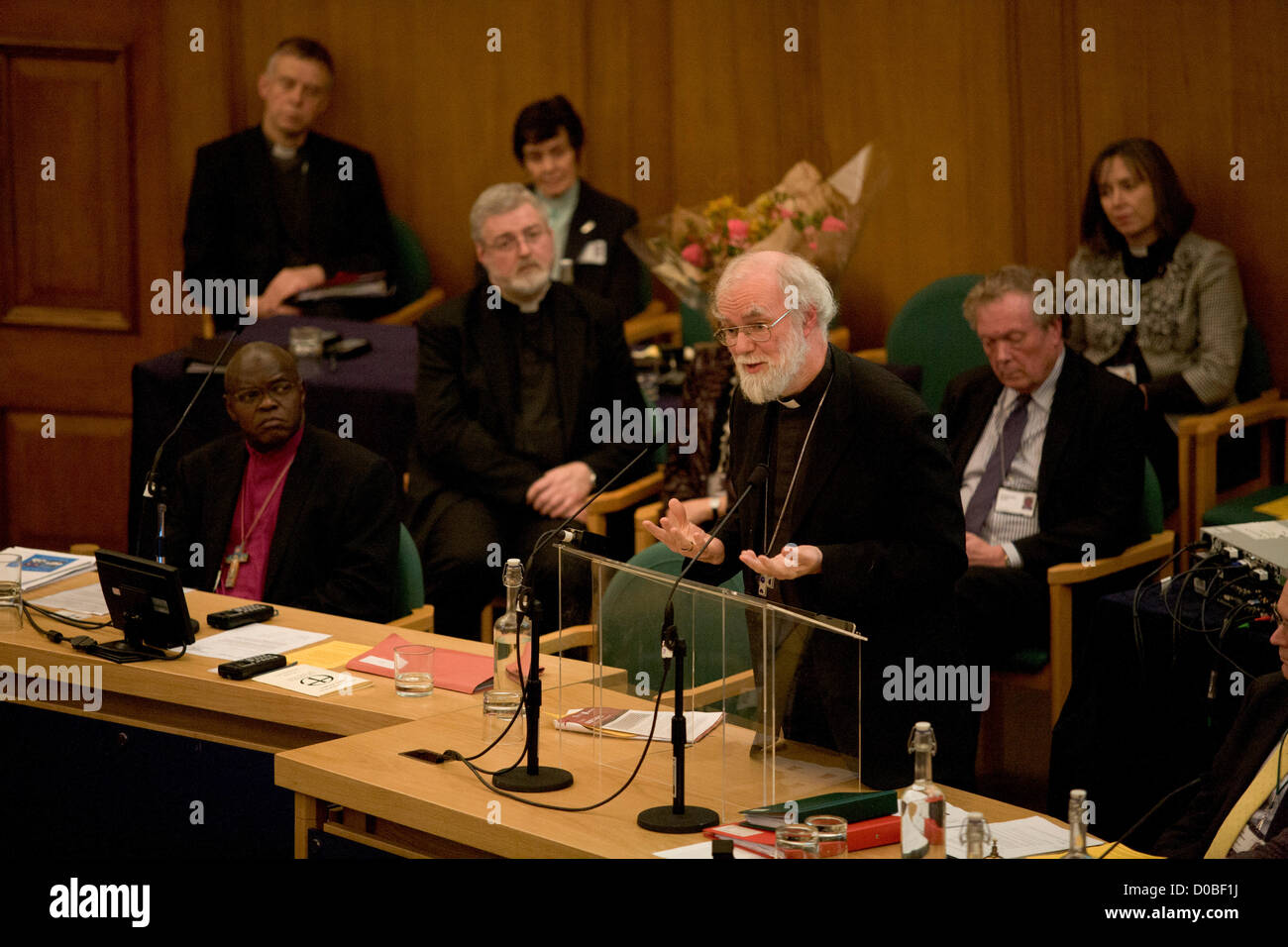 21. November 2012. London UK. Der Erzbischof von Canterbury, Dr Rowan Williams gibt eine Abschiedsrede an die Kirche von England Synode, als er bereitet, Lambeth Palace nach 10 Jahren im Amt zu verlassen Stockfoto