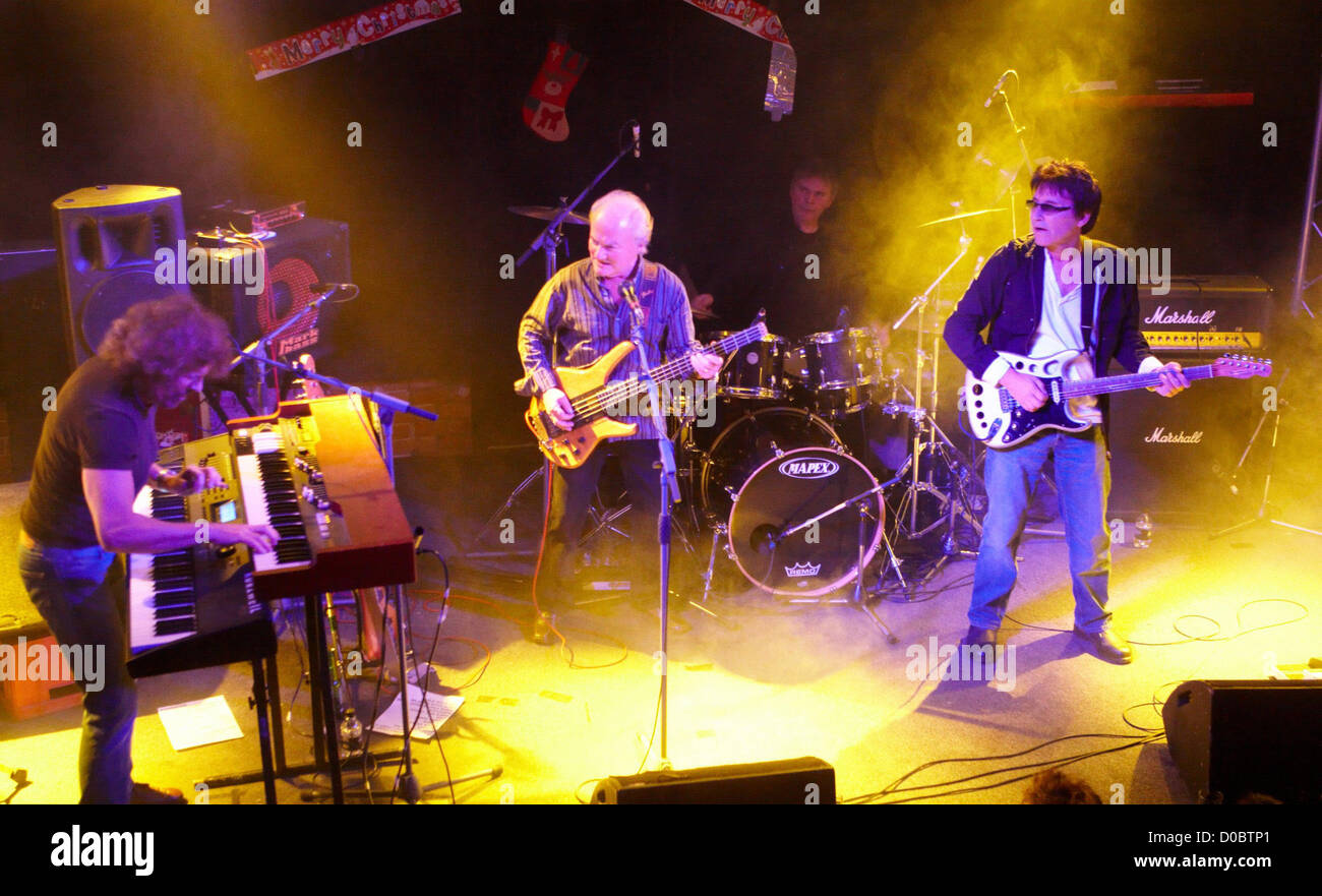 Rod Argent Jim Rodford und Russ Ballard Argent performing at The Brook in Southampton. Die ursprünglichen Mitglieder der Argent reform Stockfoto