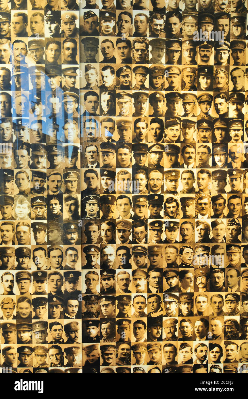 PORTRÄTS GEFALLEN SOLDATEN INTERPRETATION CENTER BRITISCH-DENKMAL IN EHRE BRITISCHEN SÜDAFRIKANISCHE SOLDATEN GETÖTET Stockfoto