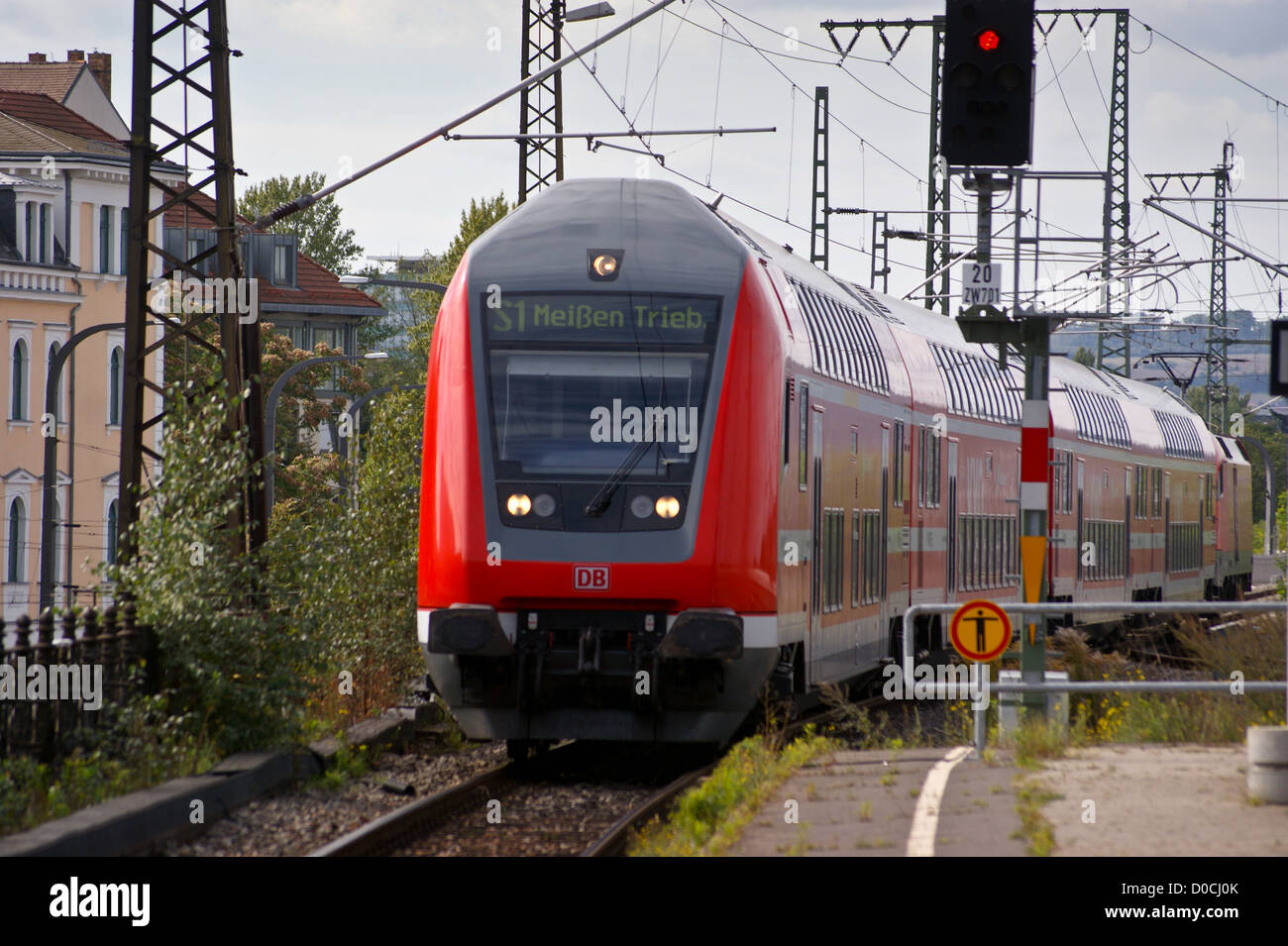 Deutsche Bahn Regio DB DoppelstockZug, Bahnhof DresdenNeustadt