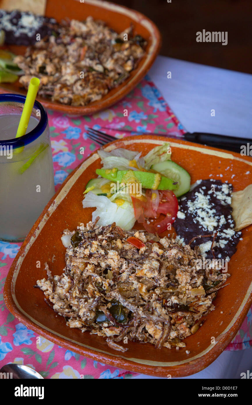 Machaca, zerkleinert Fleisch Frühstück, El Tuito, Costalegre, Jalisco, Mexiko Stockfoto