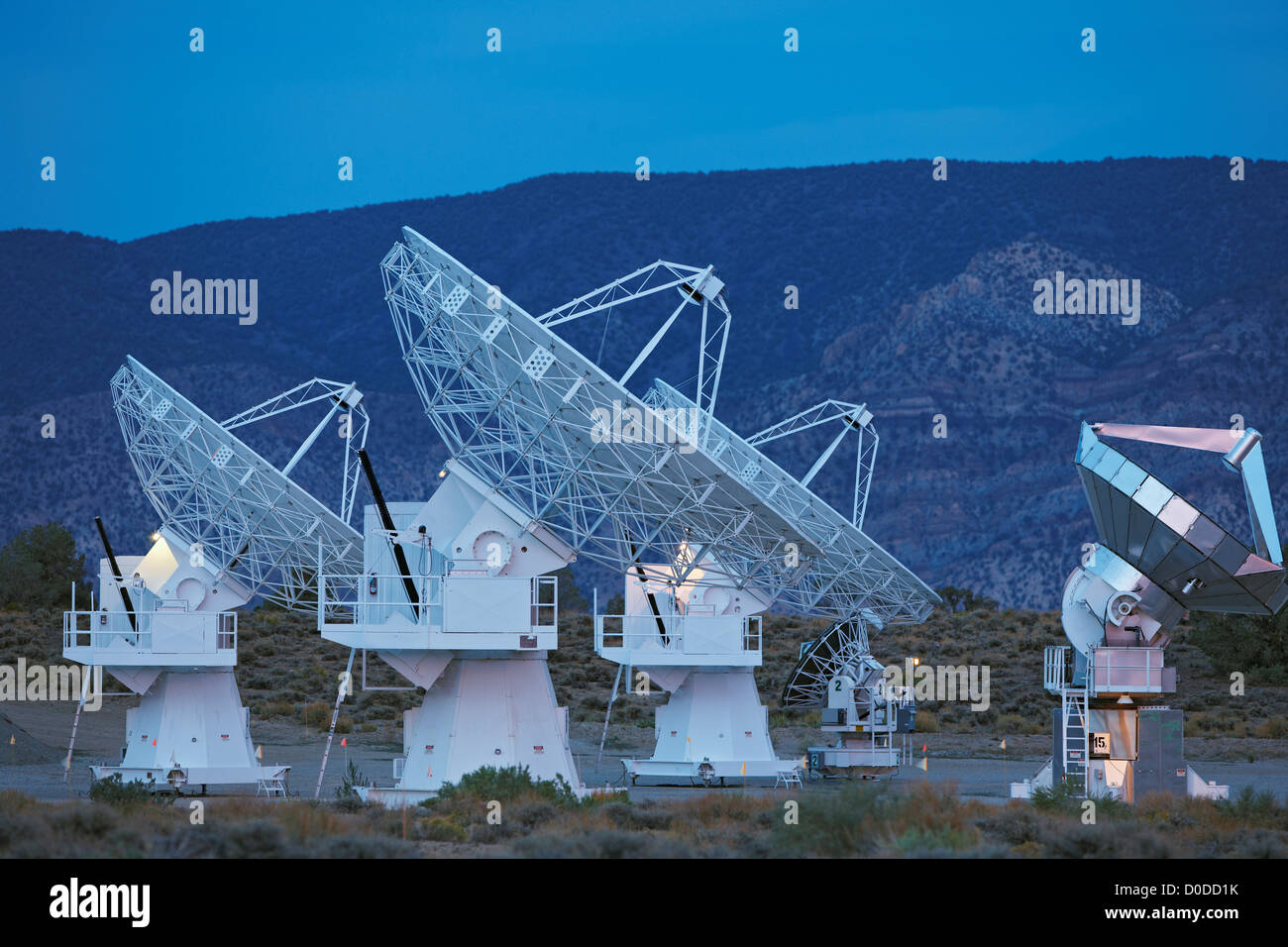 Carma Array Combined array for research in millimeter wave astronomy -Fotos und ...