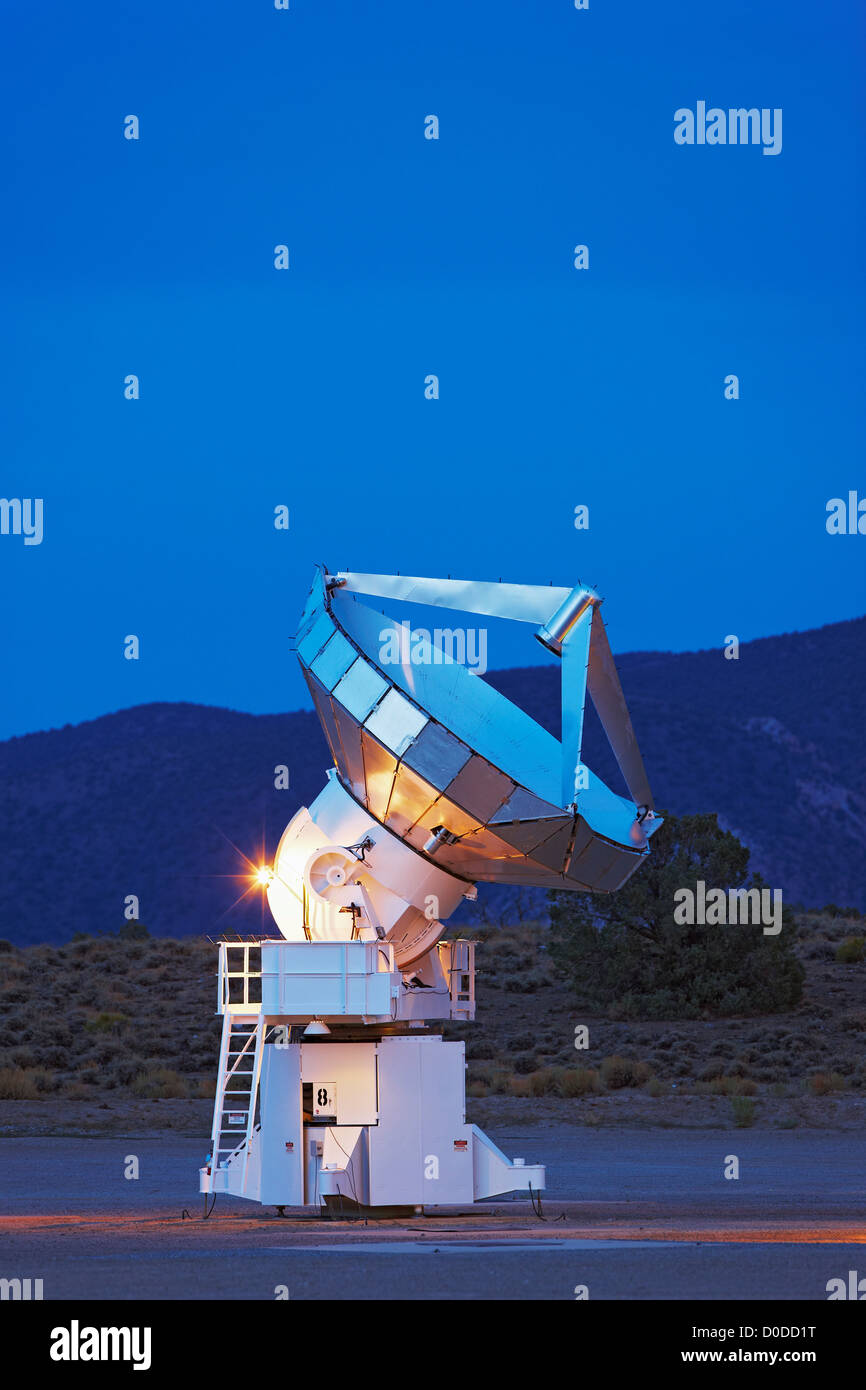 Carma Array Combined array for research in millimeter wave astronomy -Fotos und ...