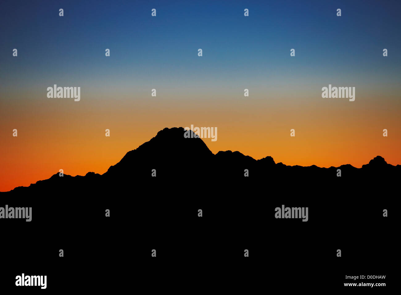 Silhouette des Berges in der Abenddämmerung, West-Utah Stockfoto