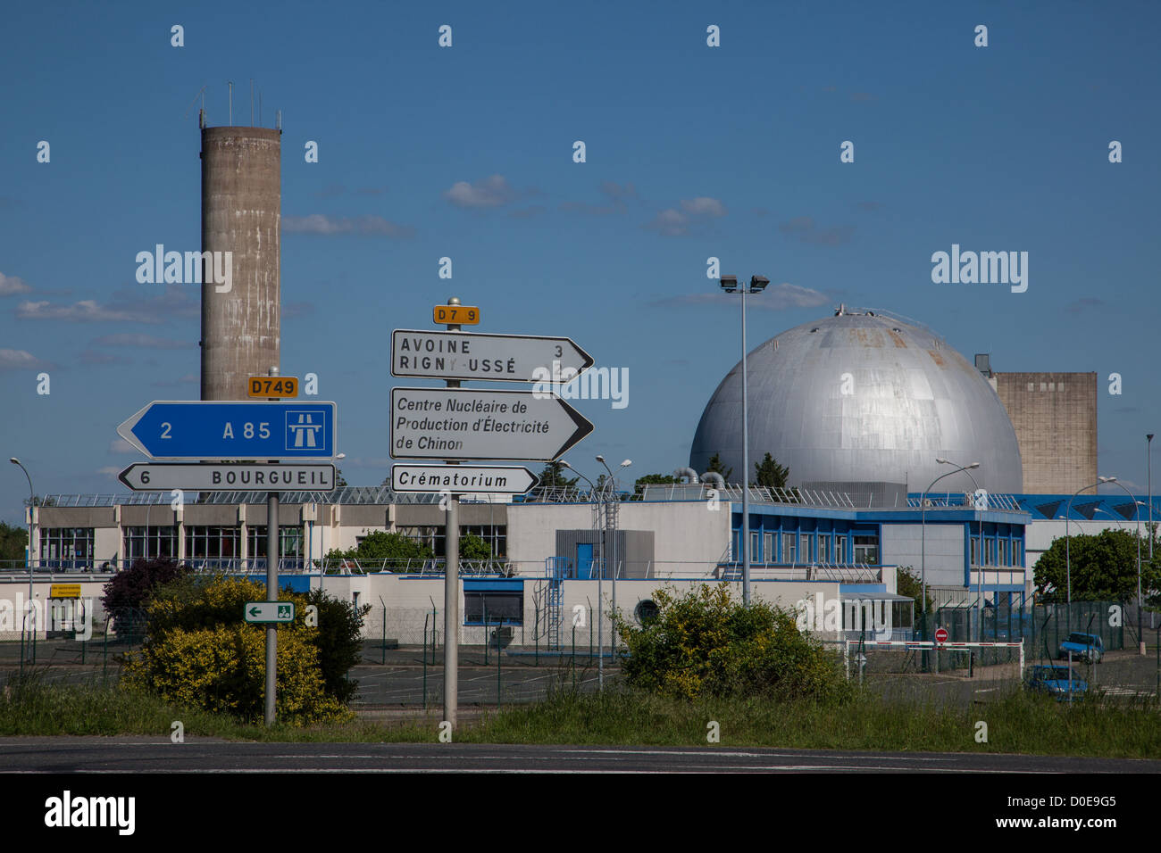 KERNKRAFTWERK IN CHINON INDRE-ET-LOIRE (37) FRANKREICH Stockfoto