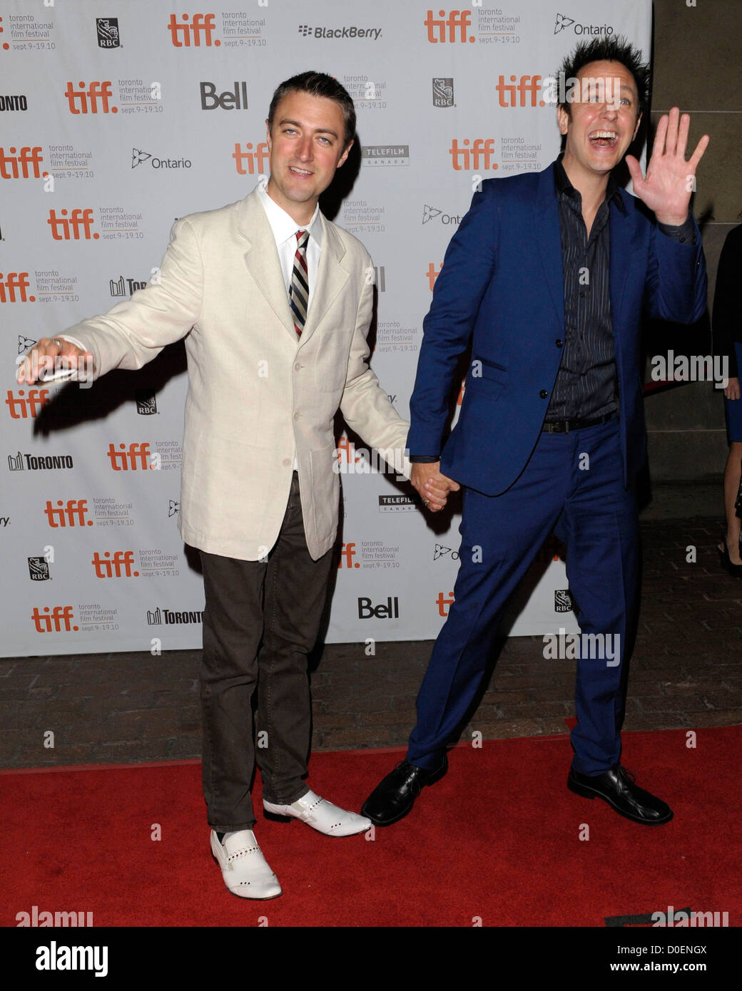Sean Gunn und Regisseur James Gunn der 35. Toronto International Film Festival - "Super" an der Ryerson Theatre premiere Stockfoto
