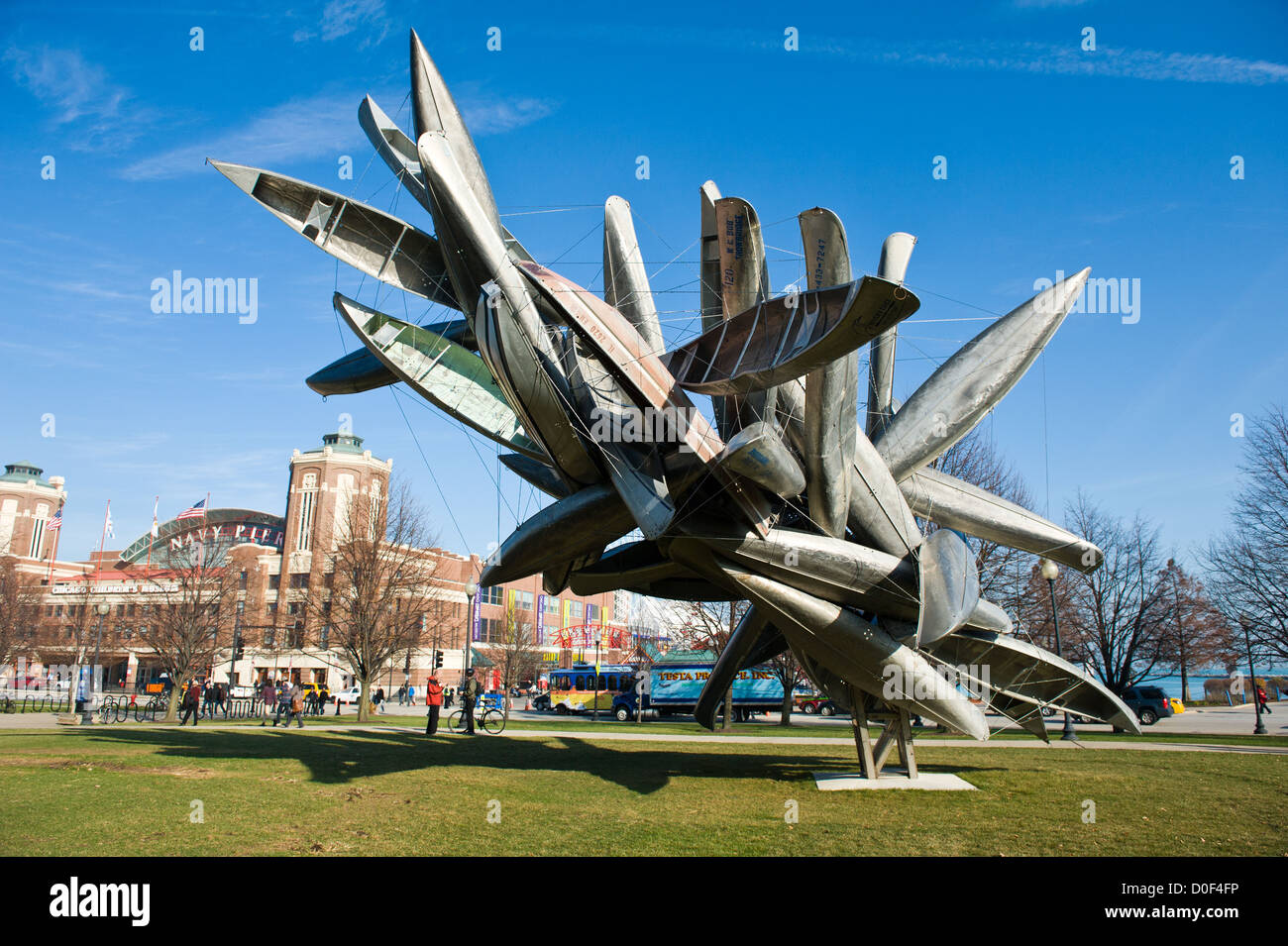 Nancy Rubins Skulptur, Monochrom II Chicago am Navy Pier in Chicago, Illinois. MAX HERMANN/ALAMY Stockfoto