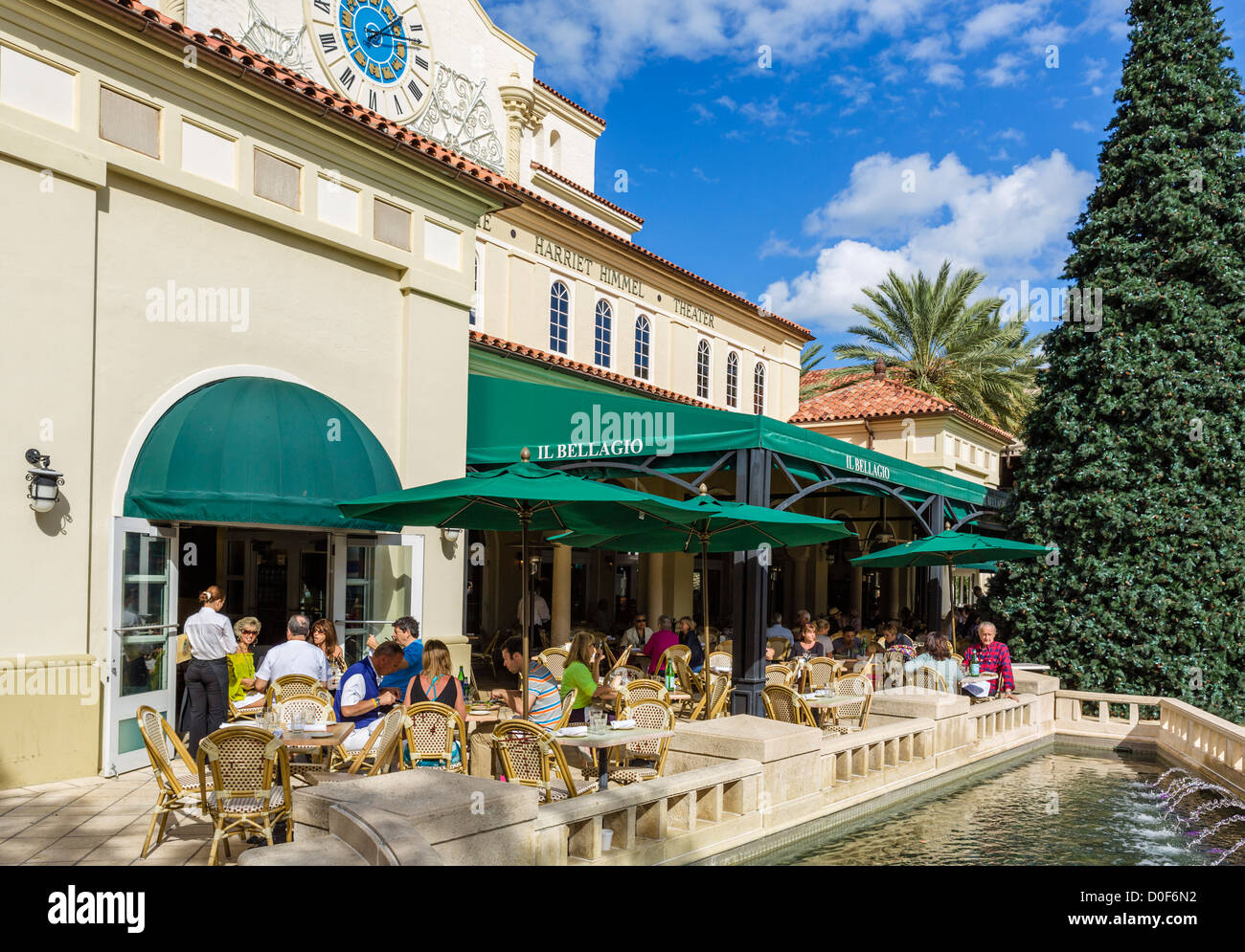 Il-Bellagio-Restaurant neben dem Harriet Himmel Theater, South Rosmarin Avenue, West Palm Beach, Florida, USA Stockfoto