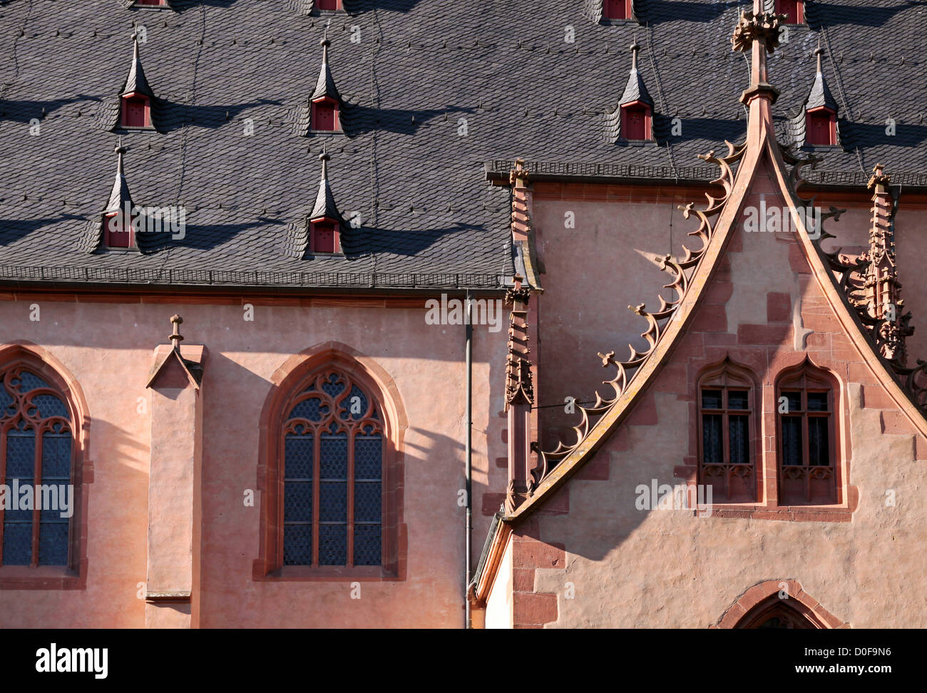 Katholische Kirche St. Valentinus in Kiedrich, Rheingau, Hessen, Deutschland Stockfoto