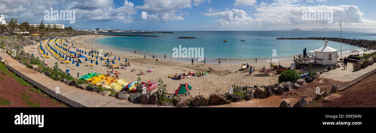 Strand Playa Blanca in Lanzarote Panorama Stockfoto