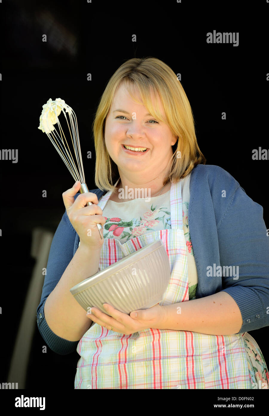 Teilnehmer-Bäcker: Sarah-Jane Willis aus West Sussex, Großbritannien, die in die neueste Serie von der Great British Bake Off 2012 erschienen. Stockfoto