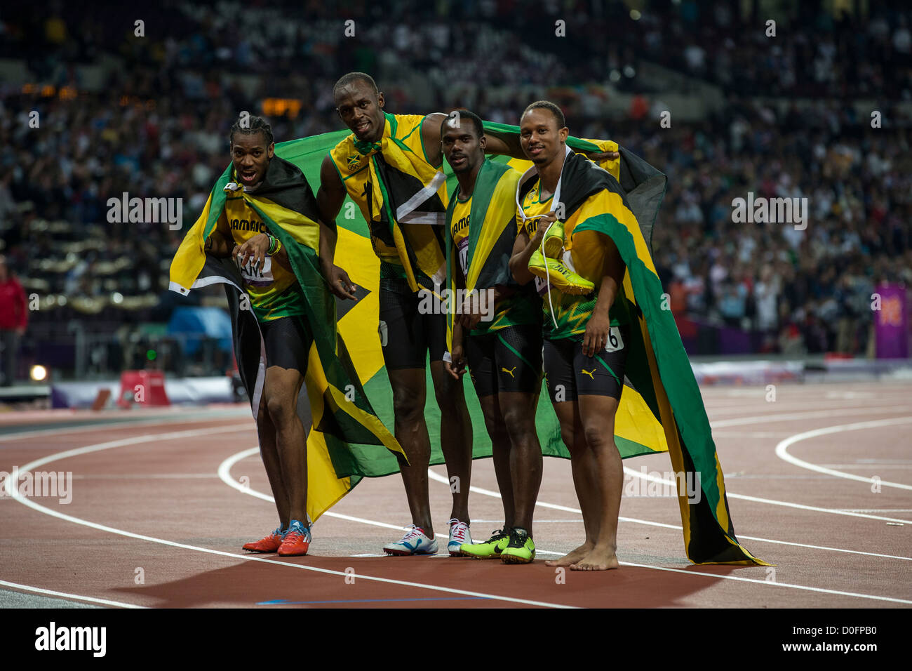 Die Goldmedaille gewann jamaikanischen 4X100m Staffel einschließlich Usian Bolt und Yohan Blake bei den Olympischen Sommerspielen 2012 in London Stockfoto