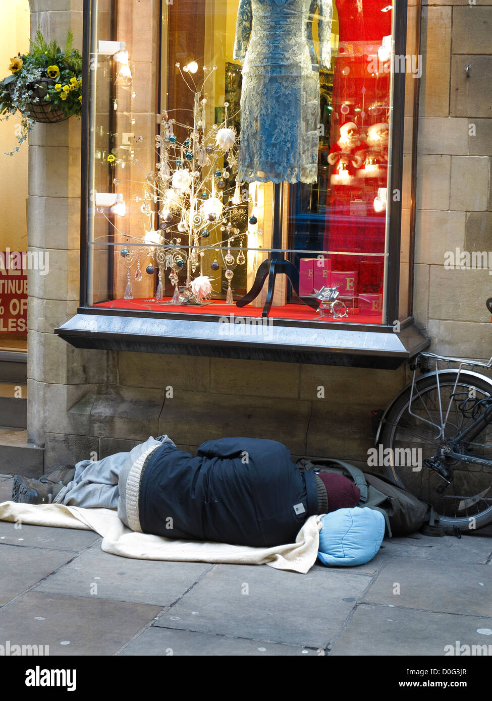 Landstreicher schlafen rau in Rose Crescent Cambridge England Stockfoto