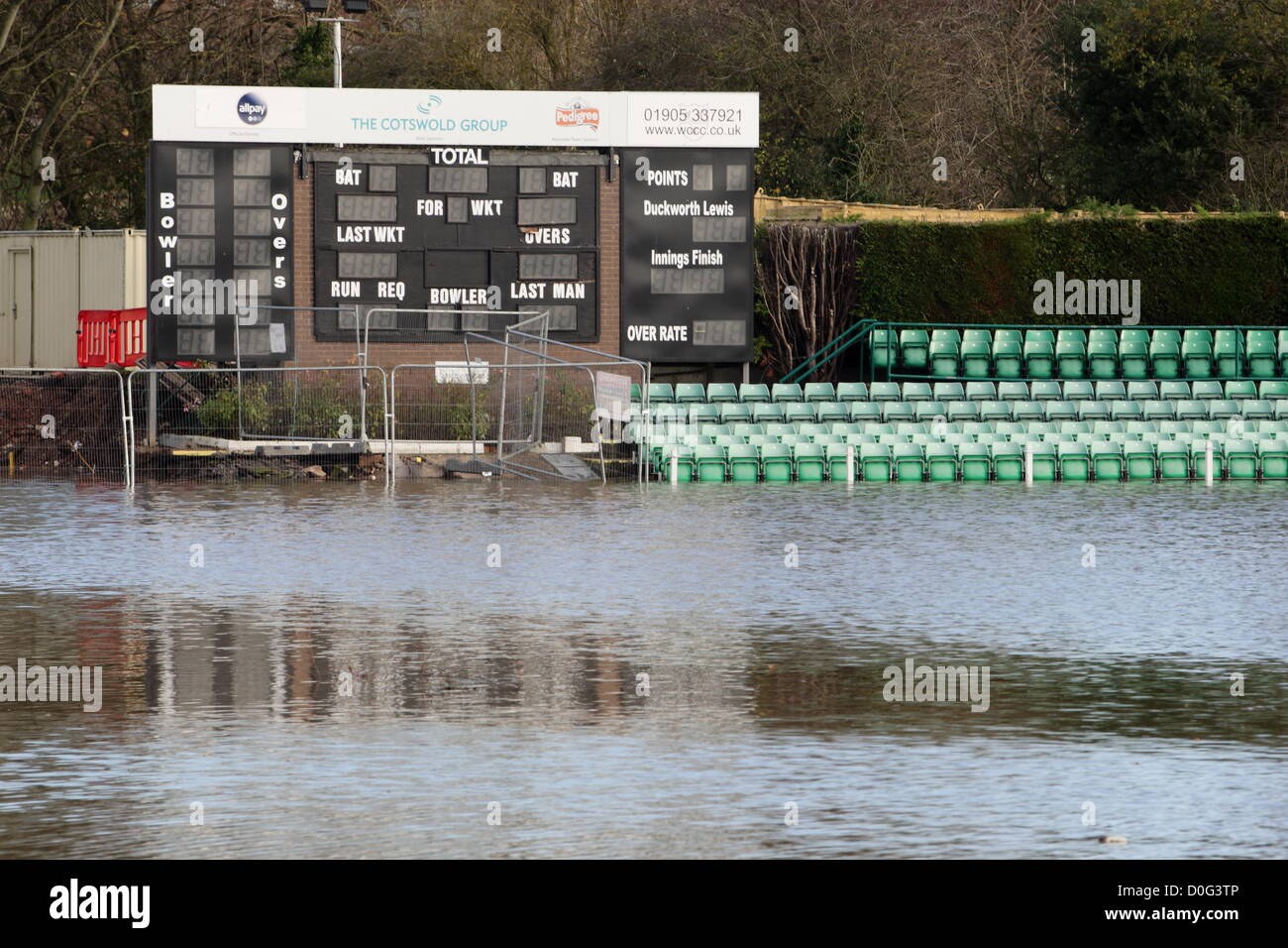 Worcestershire County Cricket ground in tiefer Flut, Worcester UK Stockfoto